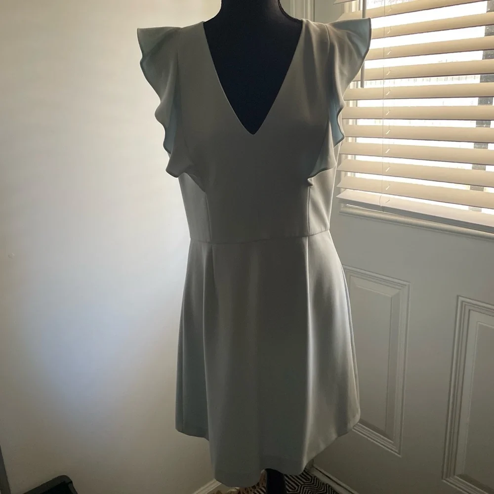 French Connection Whisper Ruffled V-Neck Mini Dress Size 10 Light Blue Wedding - Picture 3 of 13